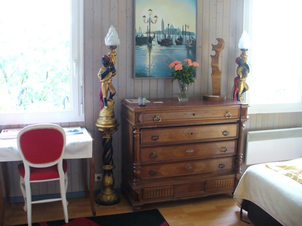 Chambre D'Hotes Dyrslot Saint-Denis-de-Pile Luaran gambar