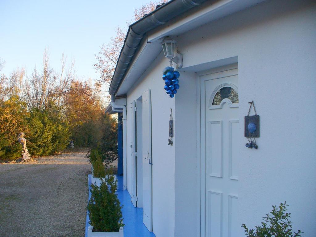 Chambre D'Hotes Dyrslot Saint-Denis-de-Pile Luaran gambar